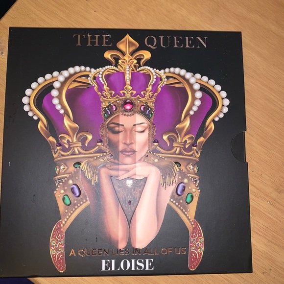 THE QUEEN EYE SHADOW PALETTE - Picture 2 of 10